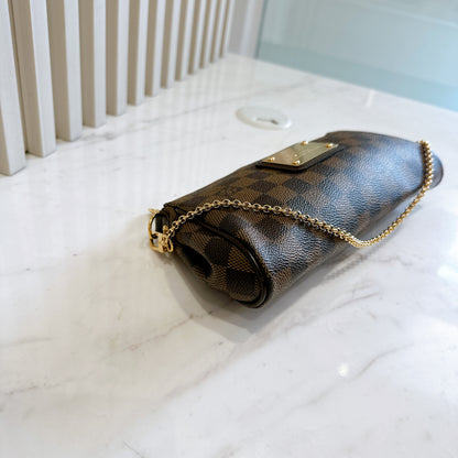 LV Damier Ebene Eva Clutch