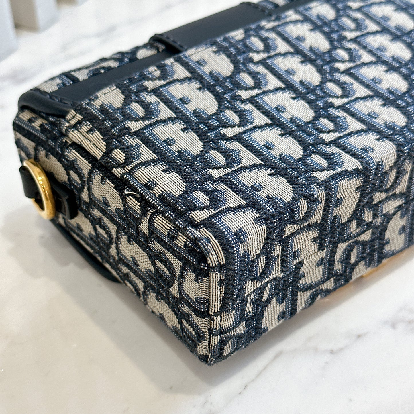 Dior Montaigne 30 Box in Blue Dior Oblique