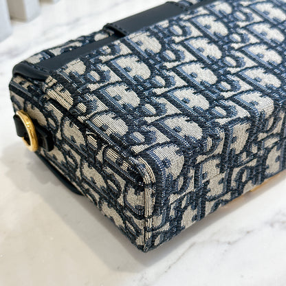 Dior Montaigne 30 Box in Blue Dior Oblique