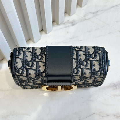 Dior Montaigne 30 Box in Blue Dior Oblique