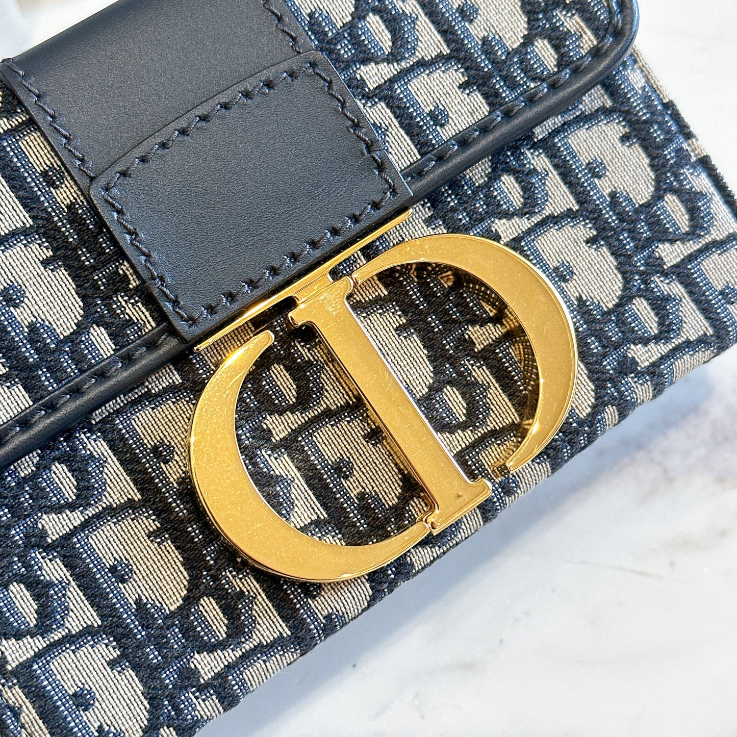 Dior Montaigne 30 Box in Blue Dior Oblique