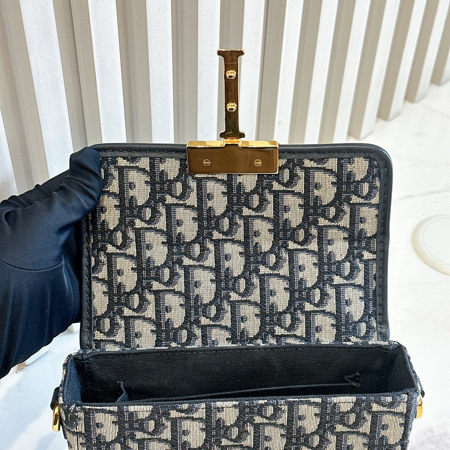 Dior Montaigne 30 Box in Blue Dior Oblique