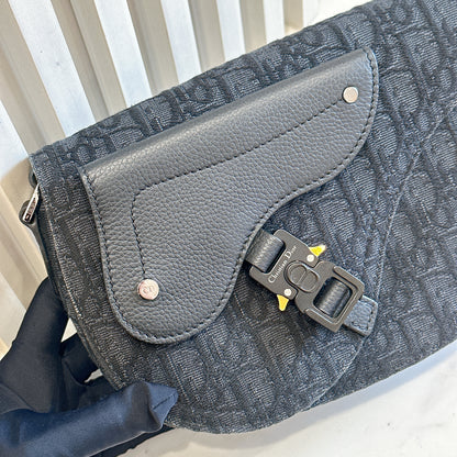 Dior Saddle Messenger Bag in Black Dior Oblique Jacquard