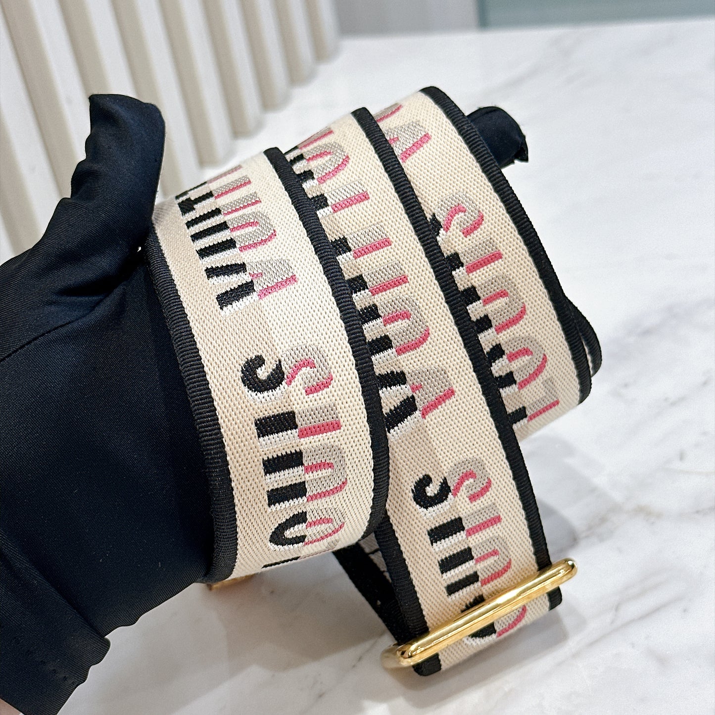LV Monogram Speedy 20 in Black Strap