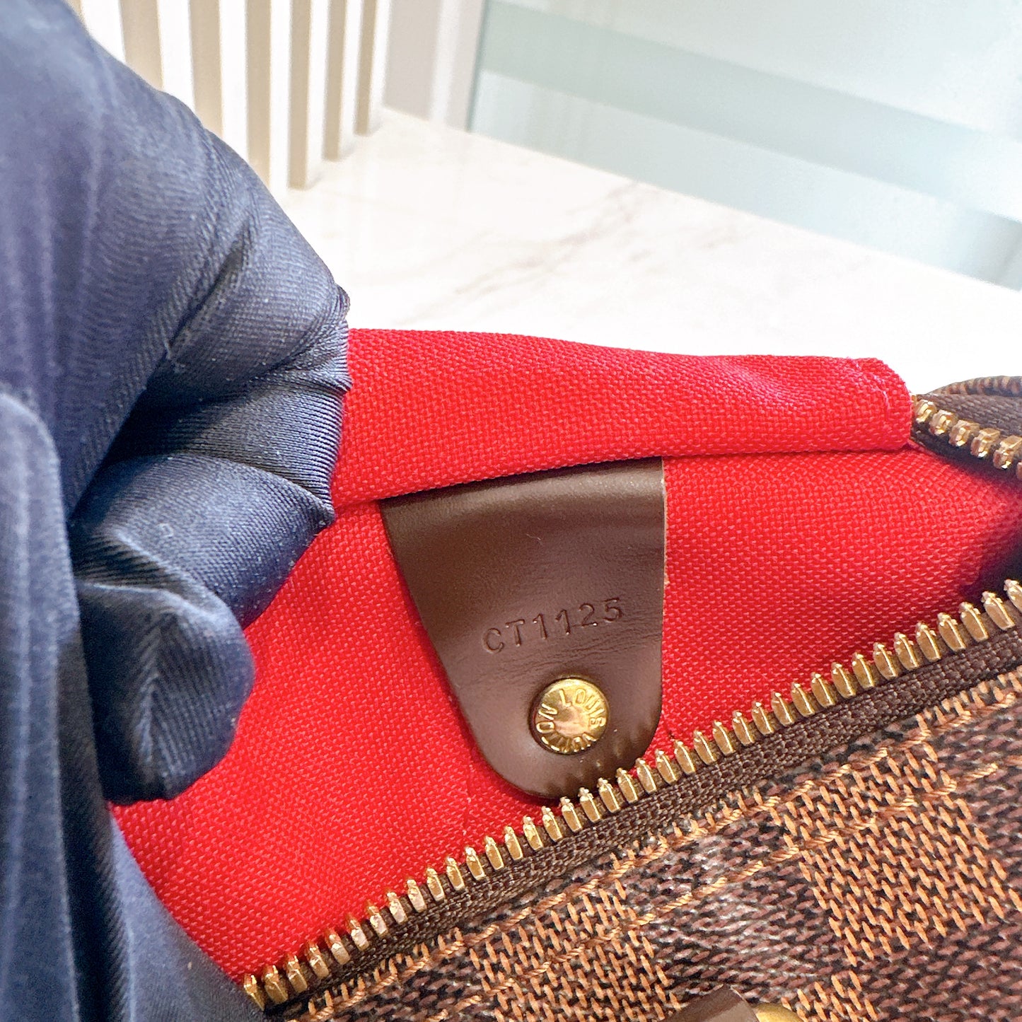 LV Damier Ebene Speedy Bandouliere 25