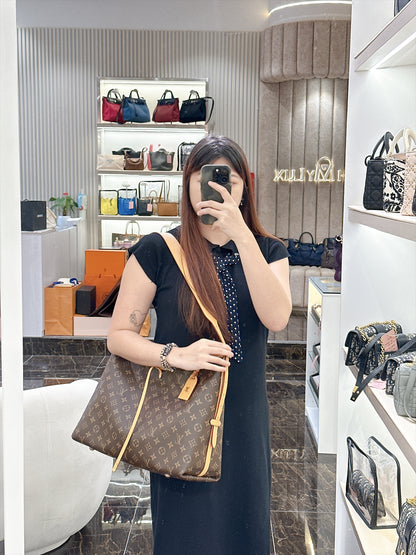 LV Carryall Monogram MM