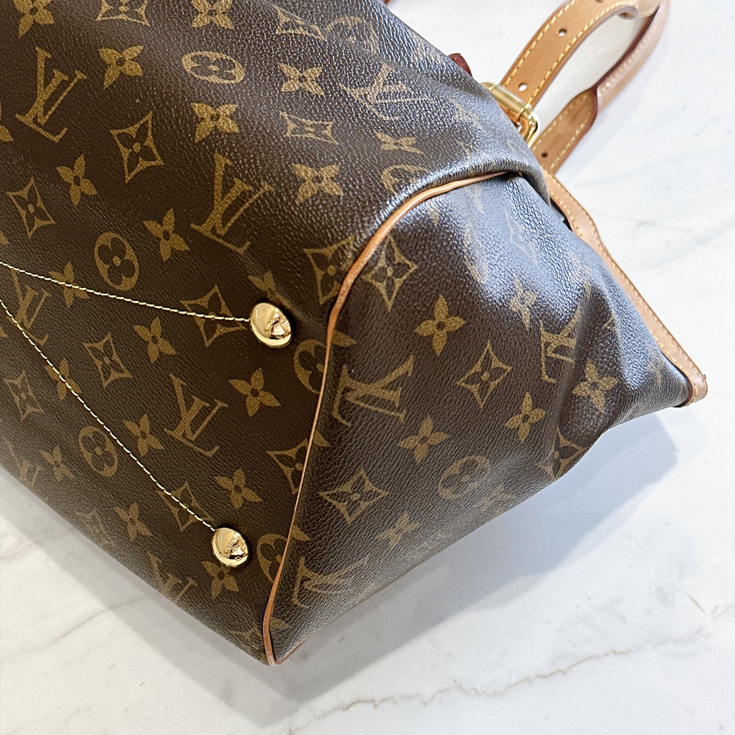 LV Monogram Tivoli GM