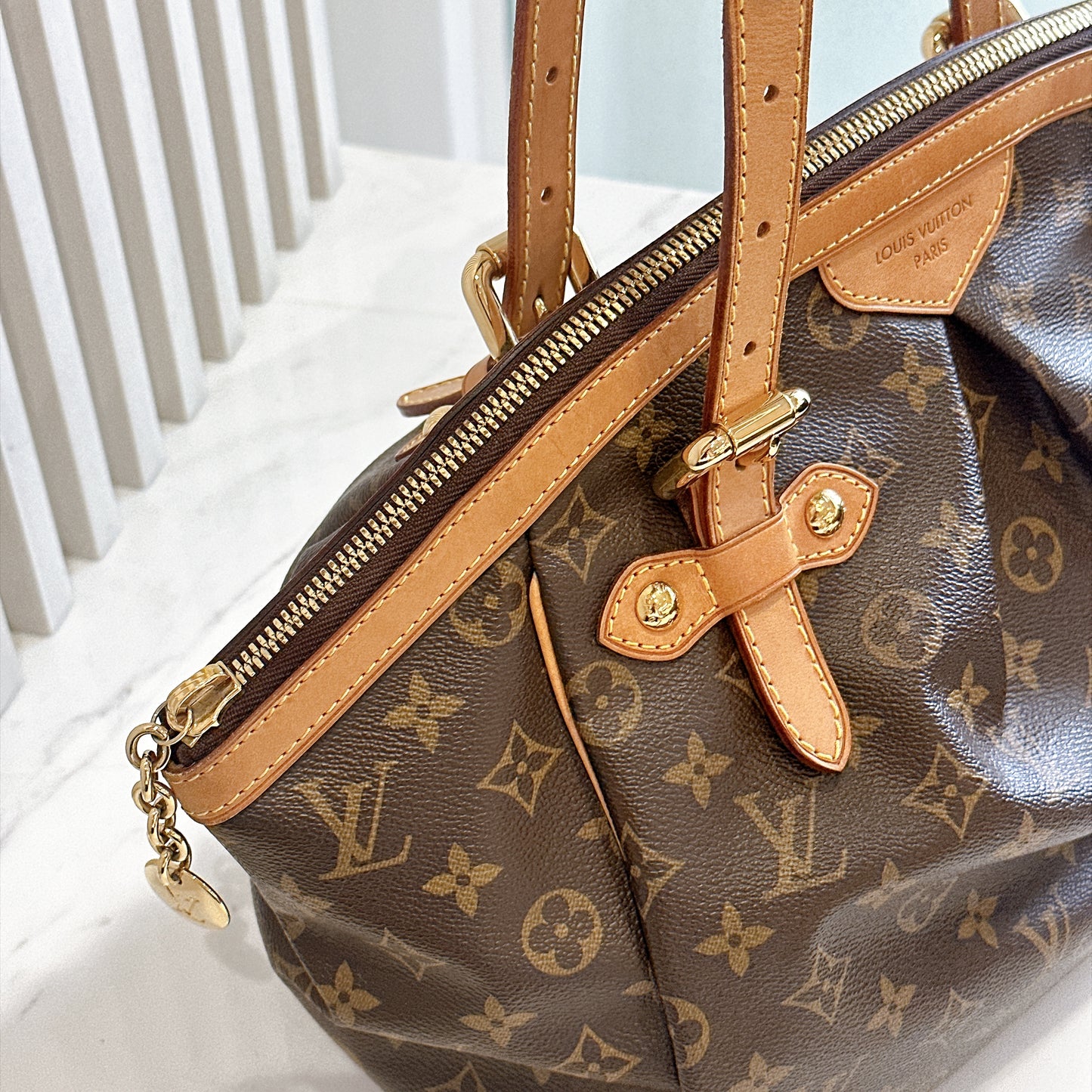 LV Monogram Tivoli GM
