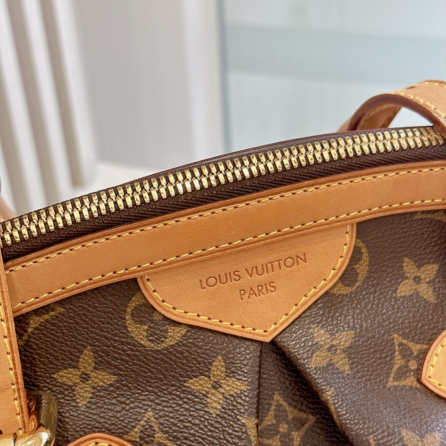 LV Monogram Tivoli GM