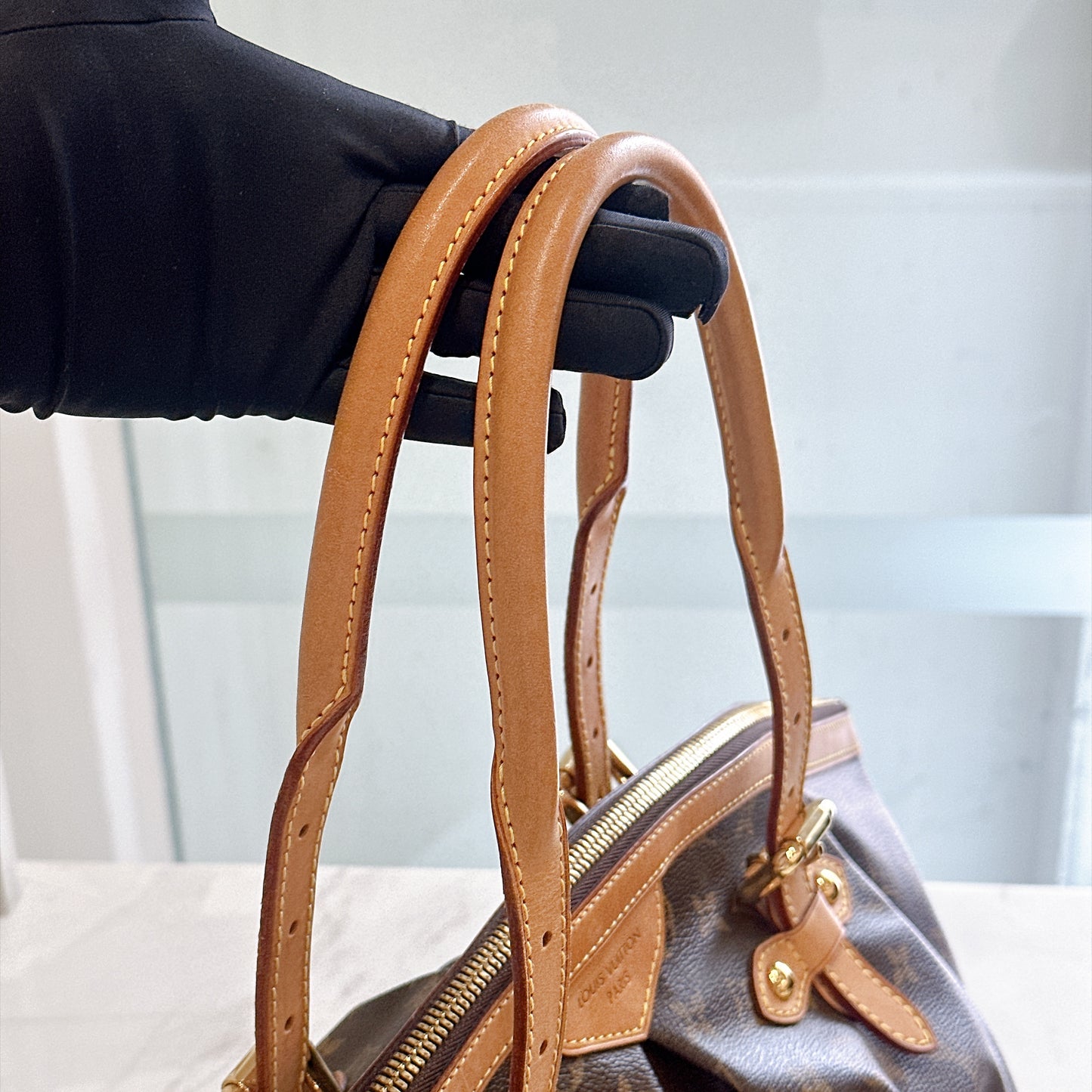 LV Monogram Tivoli GM