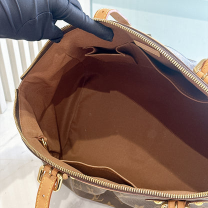 LV Monogram Tivoli GM