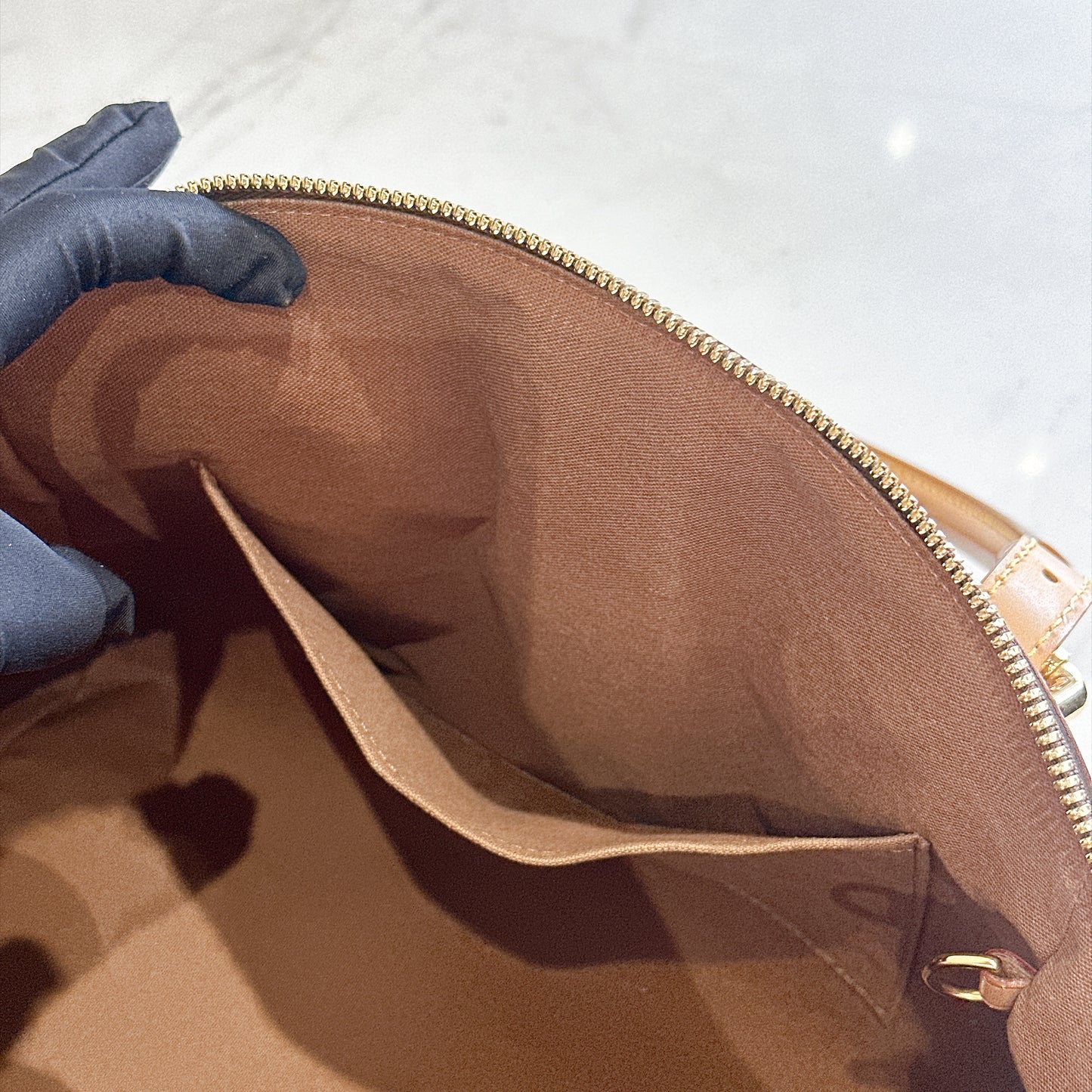 LV Monogram Tivoli GM