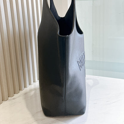Balenciaga Mary Kate Medium in Black