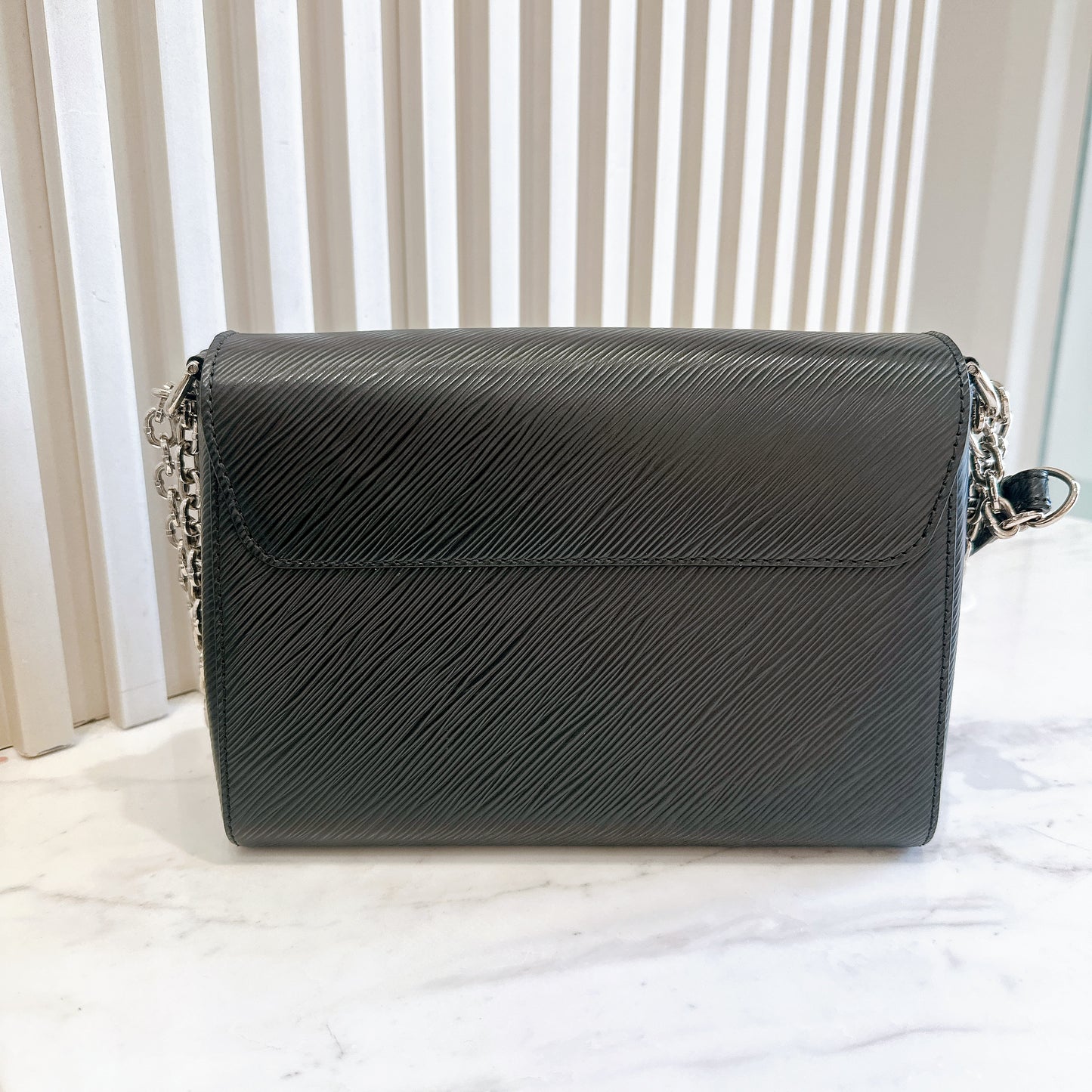 LV Twist MM in Black Epi Leather
