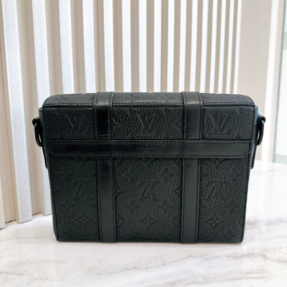 LV Trunk Messenger