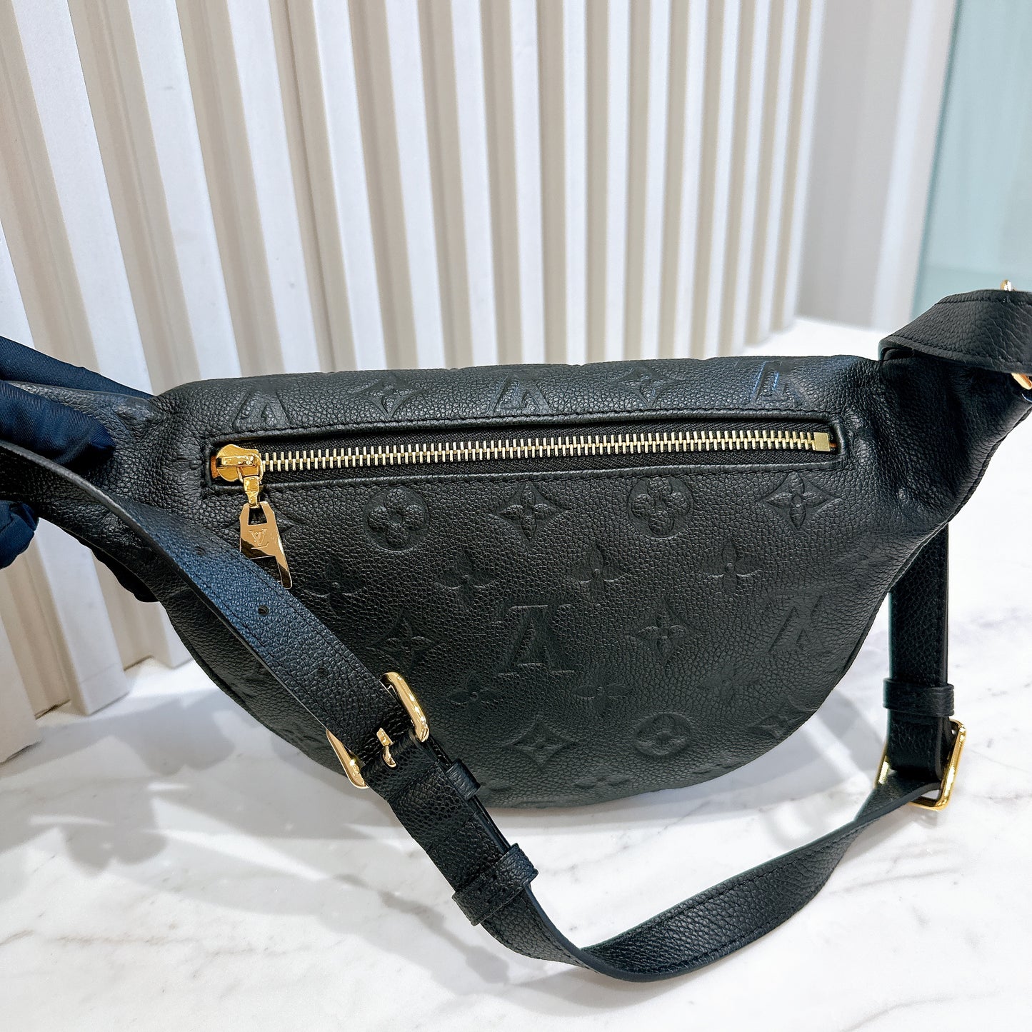 LV Empriente Bumbag Monogram in Noir