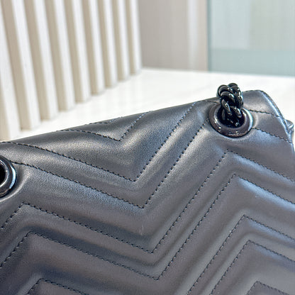 Gucci Marmont Flap Bag Matelasse Leather in Mini