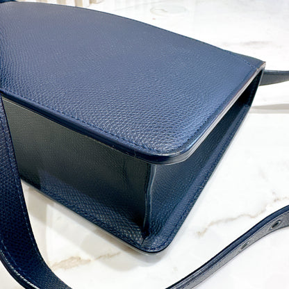 Dior Montaigne 30 in Calfskin