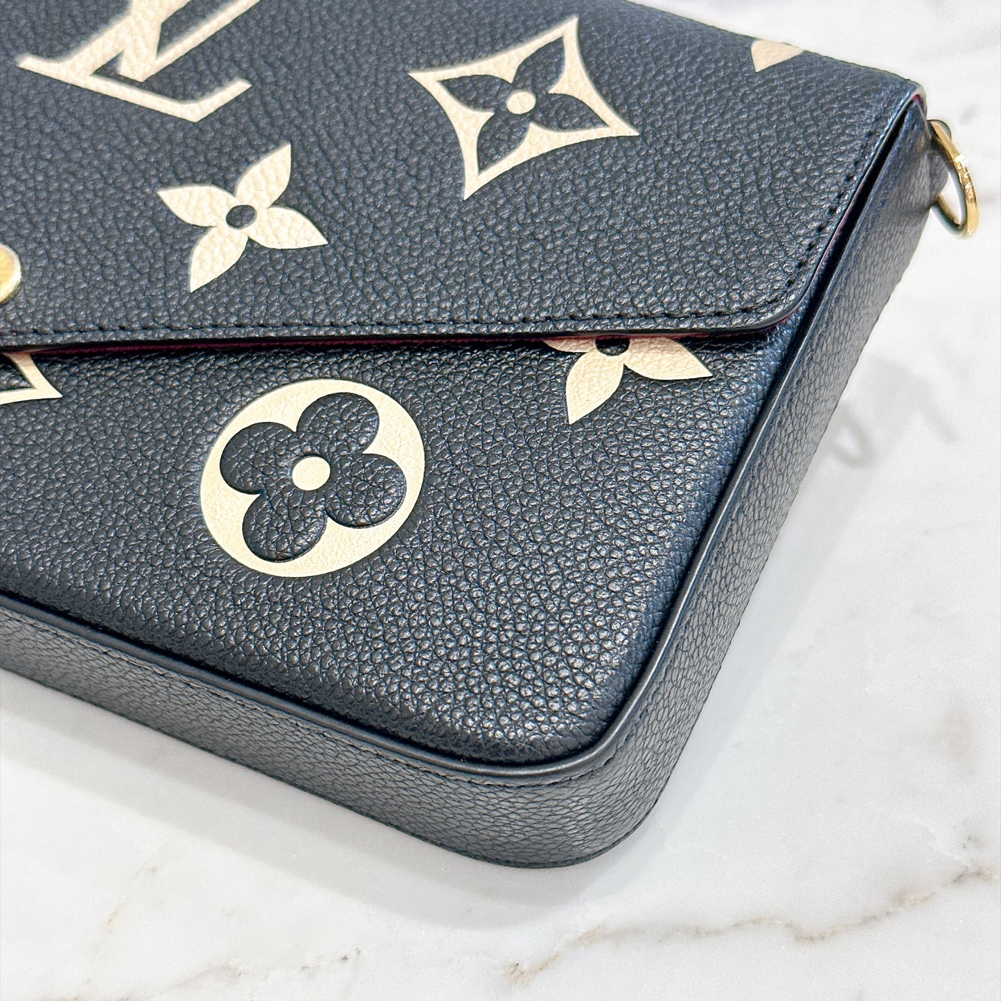 LV Bicolour Felicie Pochette in Black/Creme