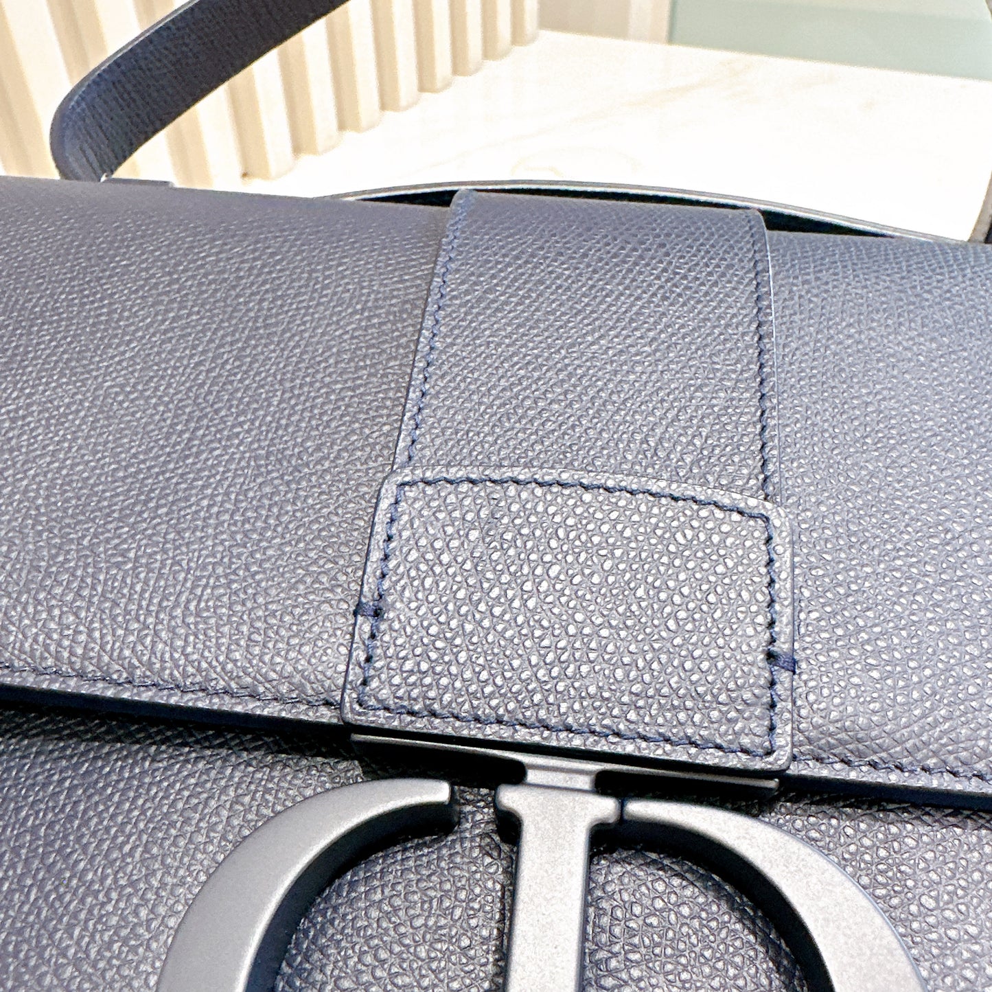 Dior Montaigne 30 in Calfskin