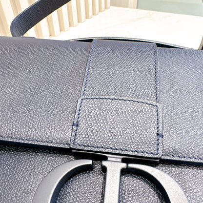 Dior Montaigne 30 in Calfskin