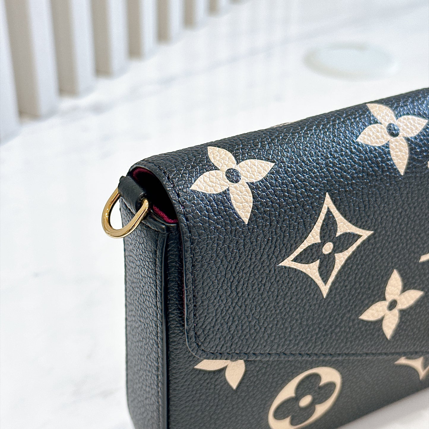 LV Bicolour Felicie Pochette in Black/Creme