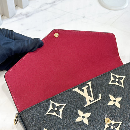 LV Bicolour Felicie Pochette in Black/Creme