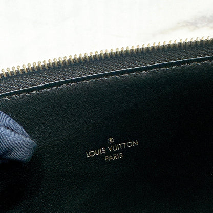 LV Bicolour Felicie Pochette in Black/Creme
