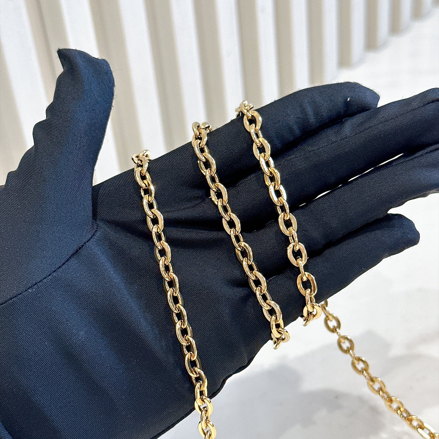 LV Bicolour Felicie Pochette in Black/Creme