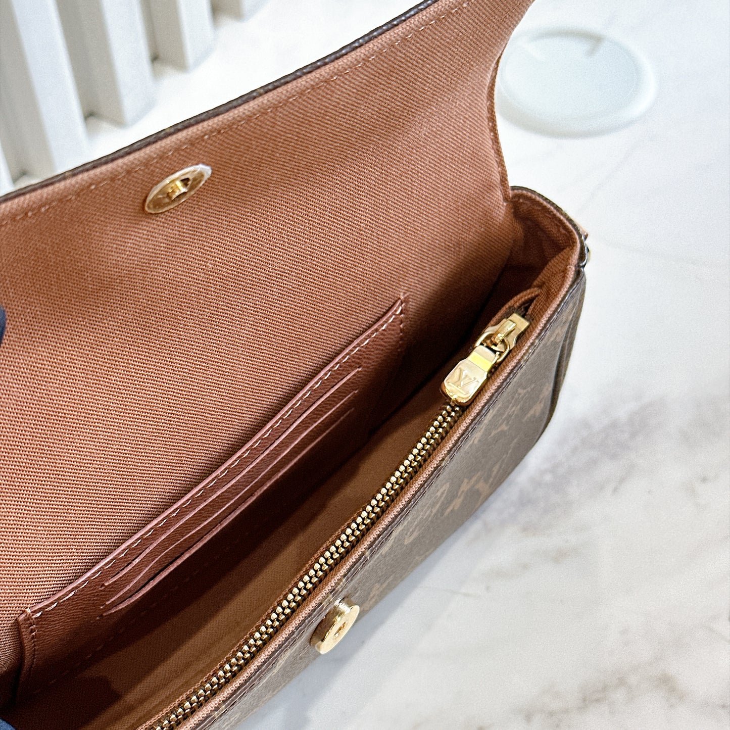 LV Monogram Ivy