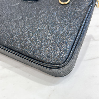 LV Easy Pouch in Black