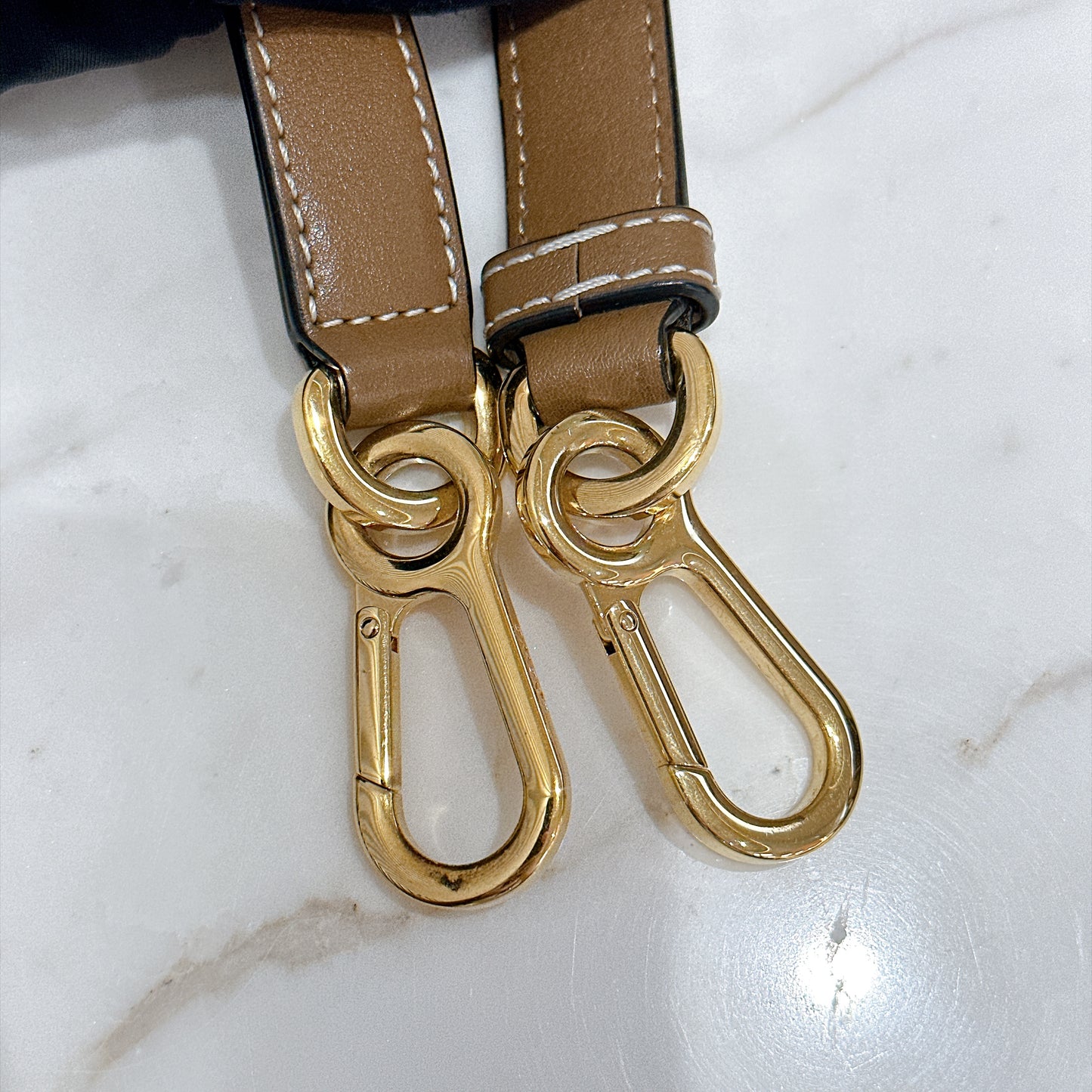 Loewe Small Puzzle in Sand