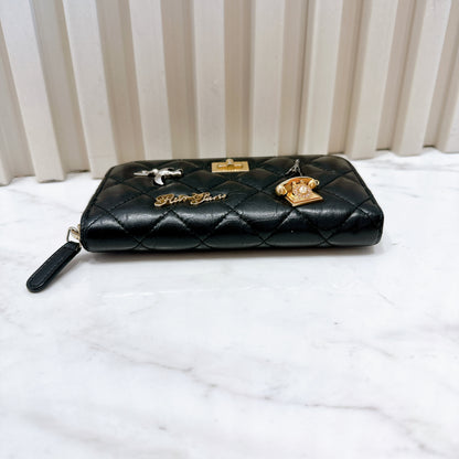 Chanel 2.55 Ziparound Wallet