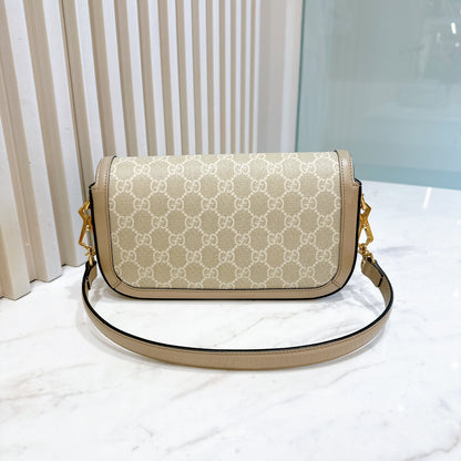 Gucci Horsebit 1955 East West in Beige/White