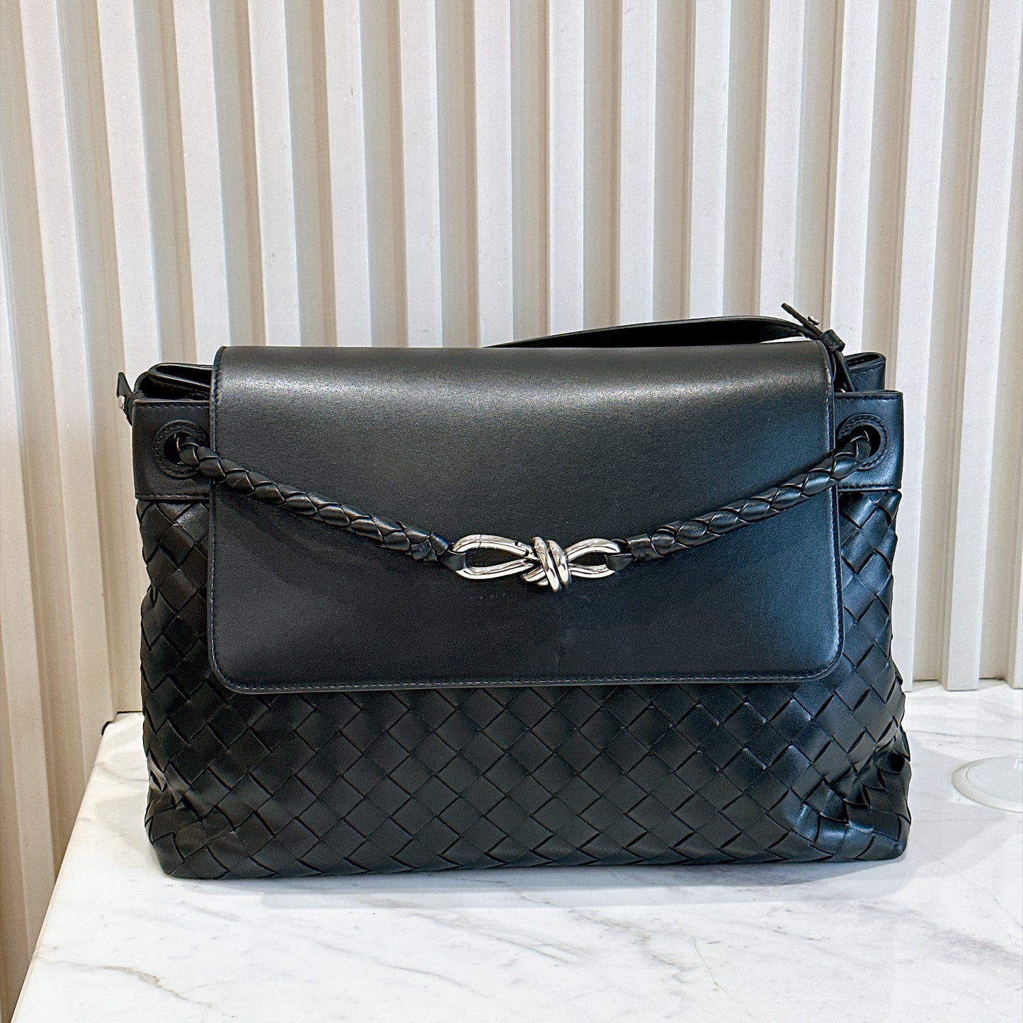 Bottega Veneta Andiamo Messenger in Black