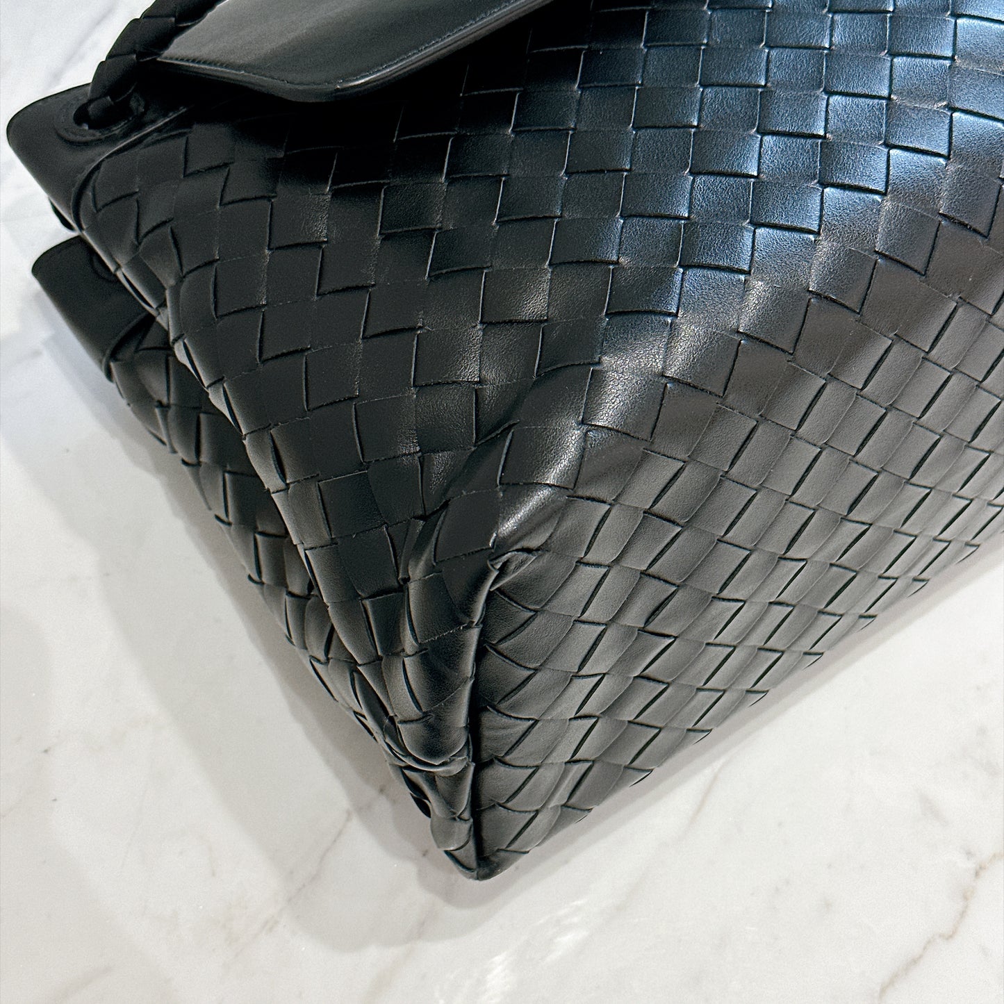 Bottega Veneta Andiamo Messenger in Black