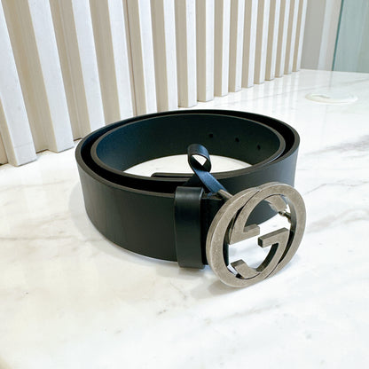 Gucci Black Leather Silver Interlocking Belt