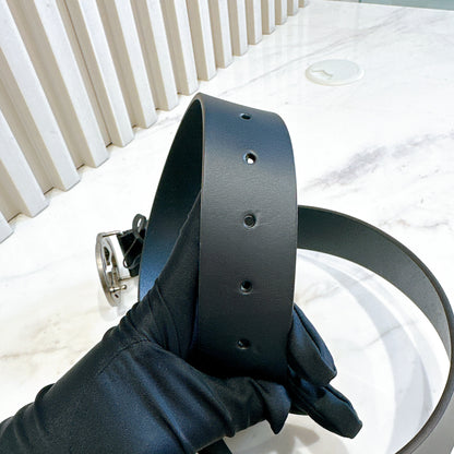 Gucci Black Leather Silver Interlocking Belt