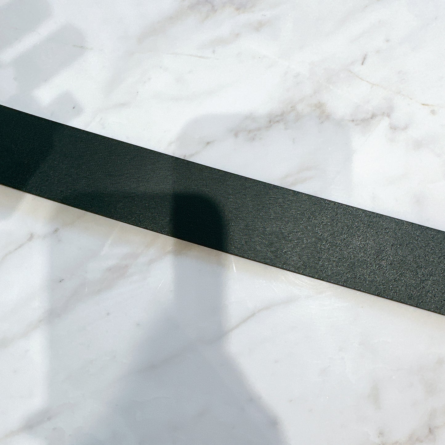Gucci Black Leather Silver Interlocking Belt
