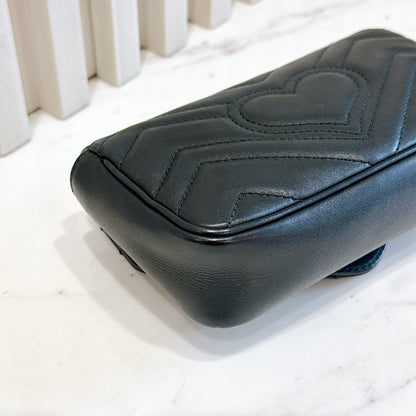 Gucci Marmont Supermini in Black