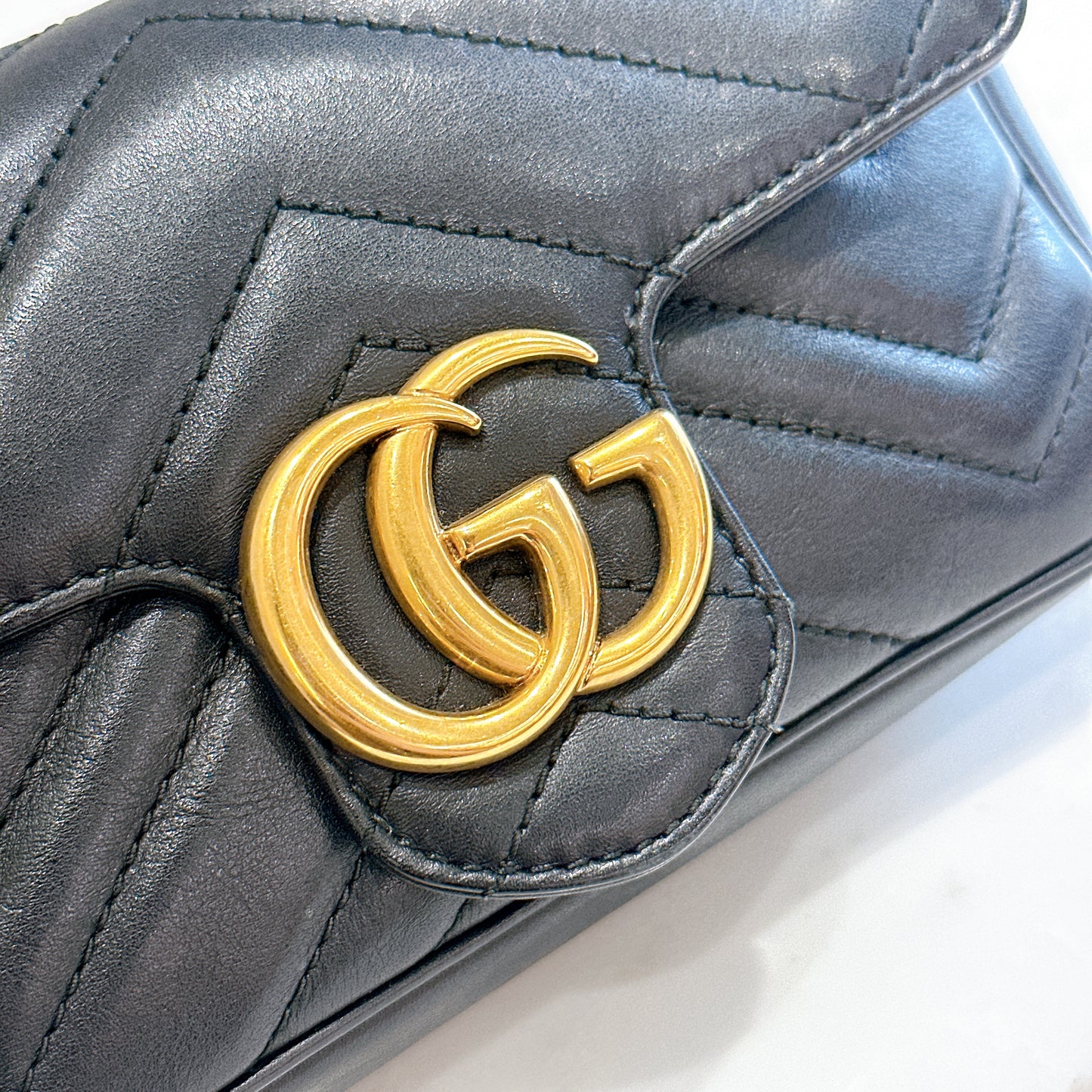 Gucci Marmont Supermini in Black