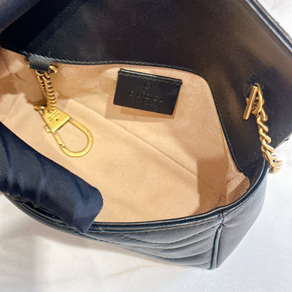Gucci Marmont Supermini in Black