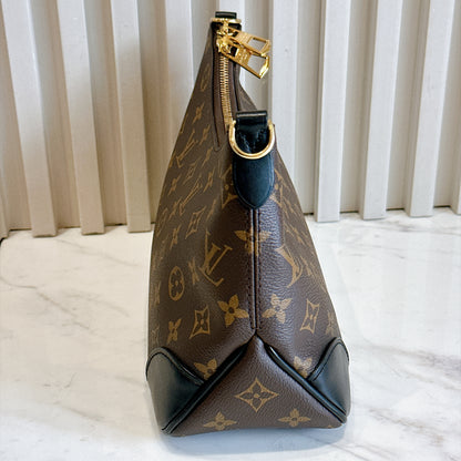 LV Monogram Boulogne in Black