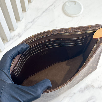 LV Toiletry Pouch On Chain
