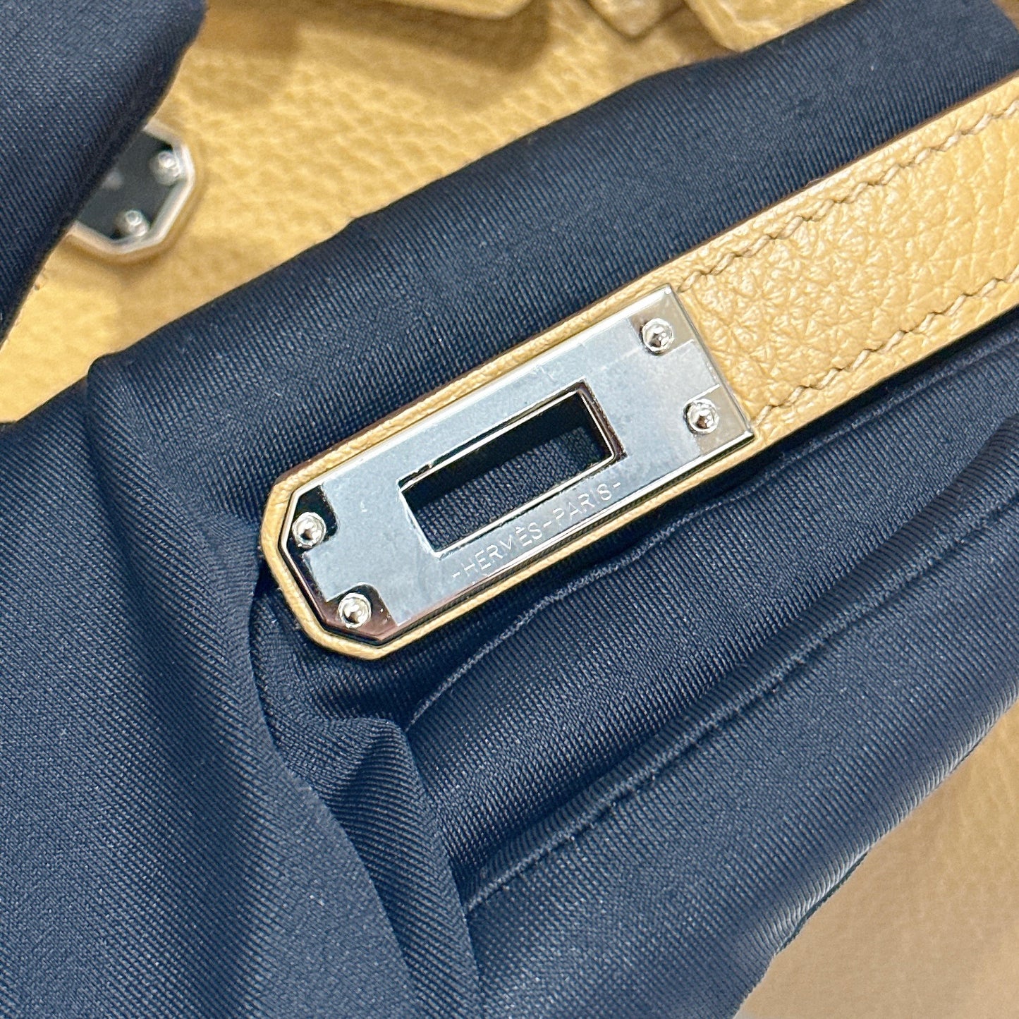 Hermes Birkin 25 Biscuits PHW