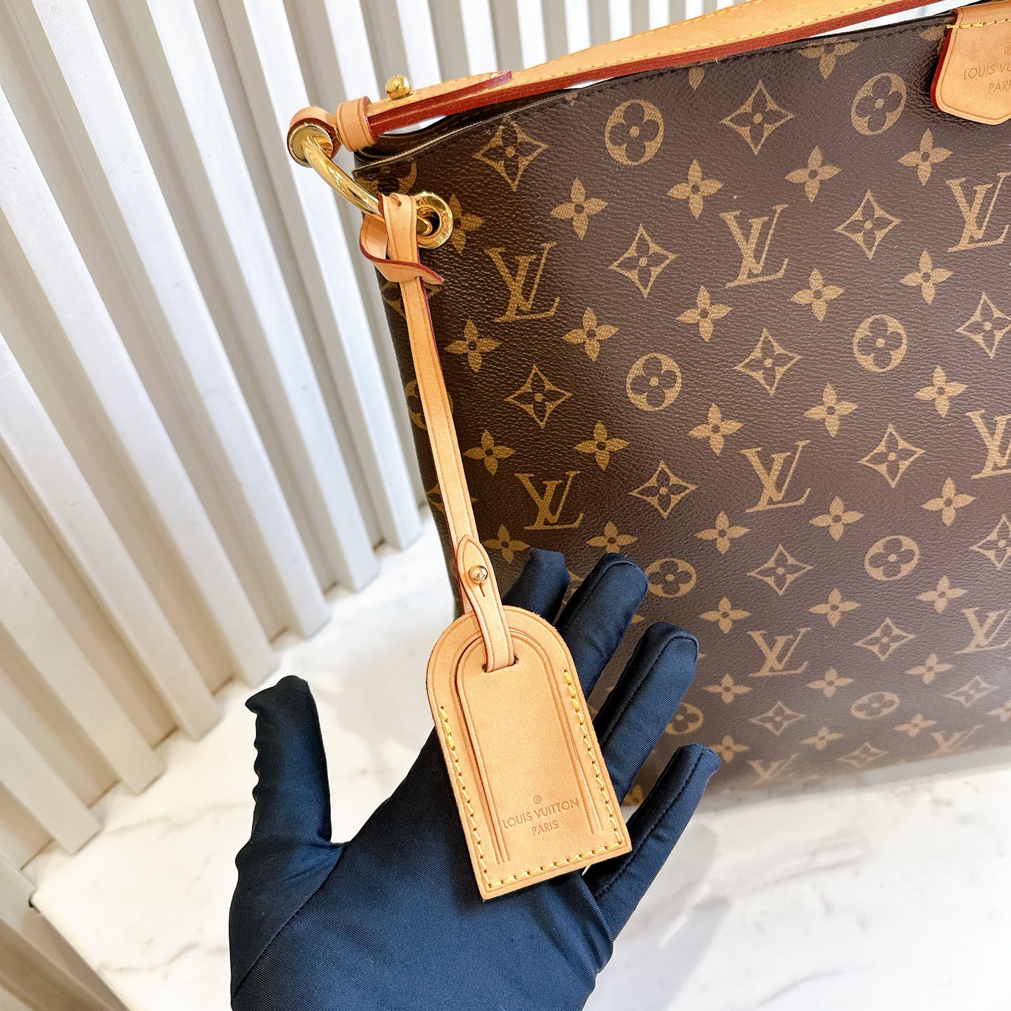 LV Monogram Graceful MM