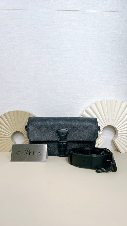 LV Montsouris Wearable Wallet Monogram Eclipse