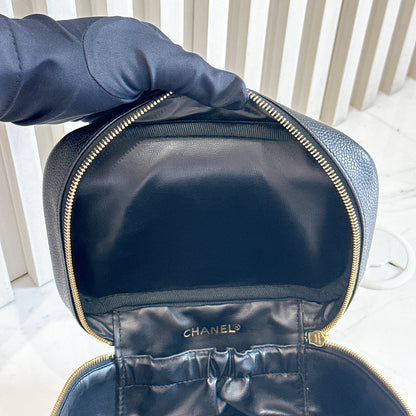 Chanel Timeless Vanity Case in Black Caviar