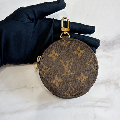 LV On The Go PM in Reverse Monogram