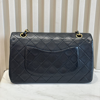 Chanel Vintage Classic Flap Medium in Black Lambskin